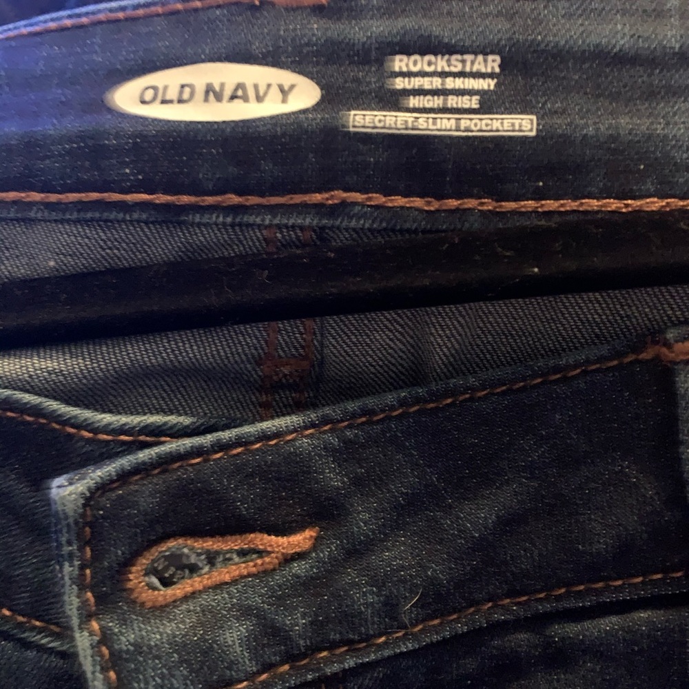 Distressed jeans - Picture 4 of 4